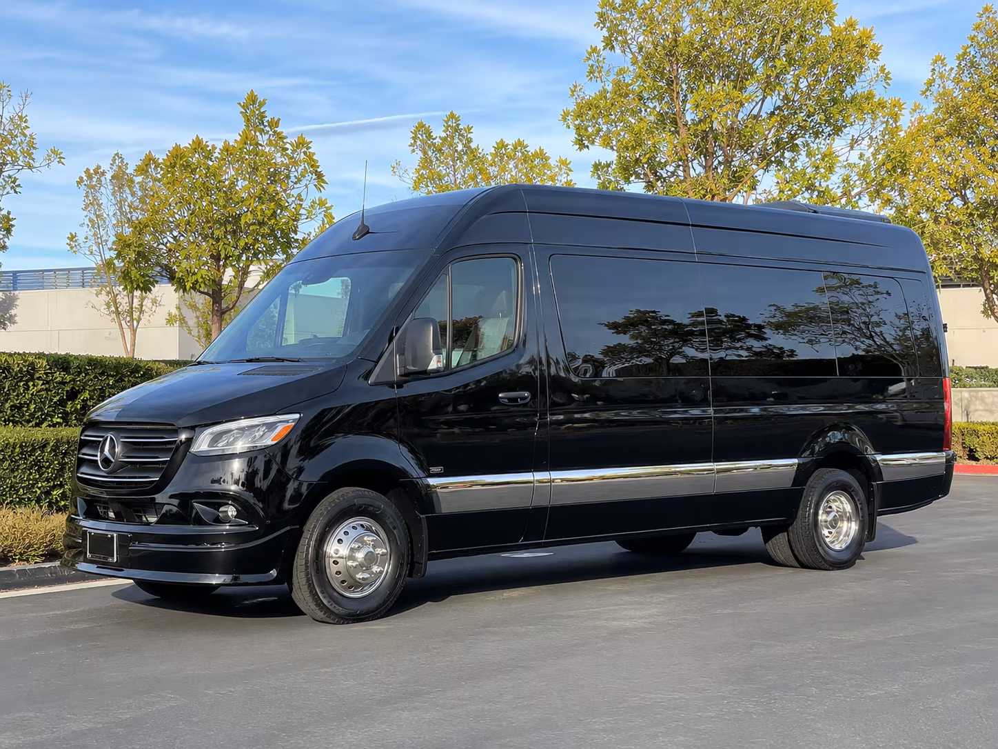 Newark Airport Shuttle & Transportation group transportation