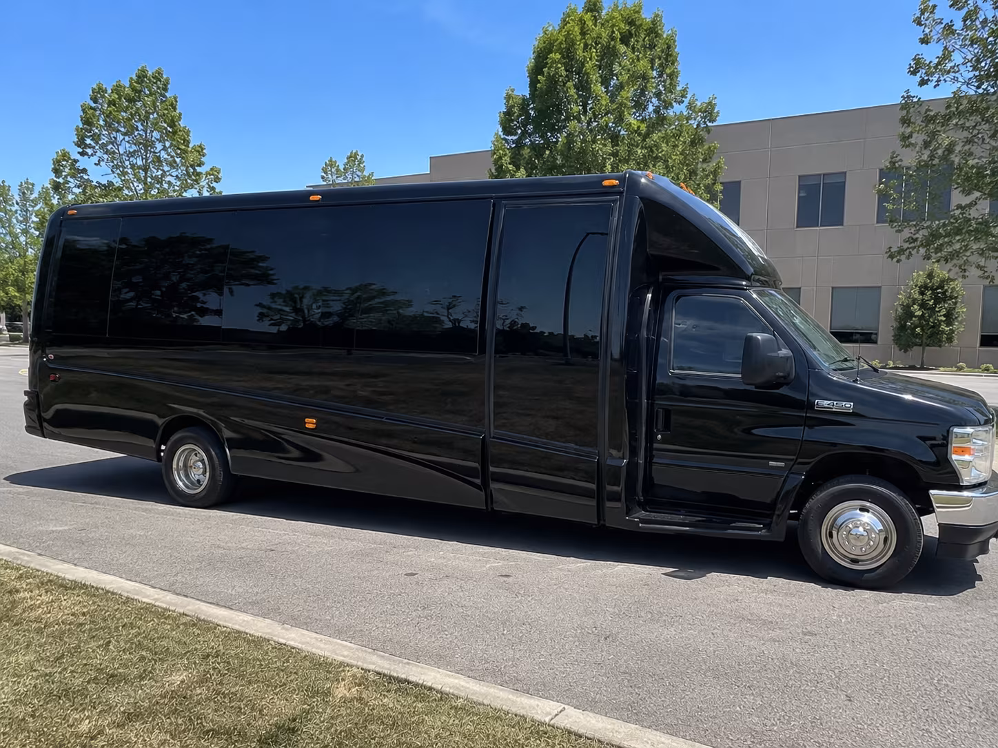Newark Birthday, Sweet 16, & Quinceañera Transportation party bus exterior