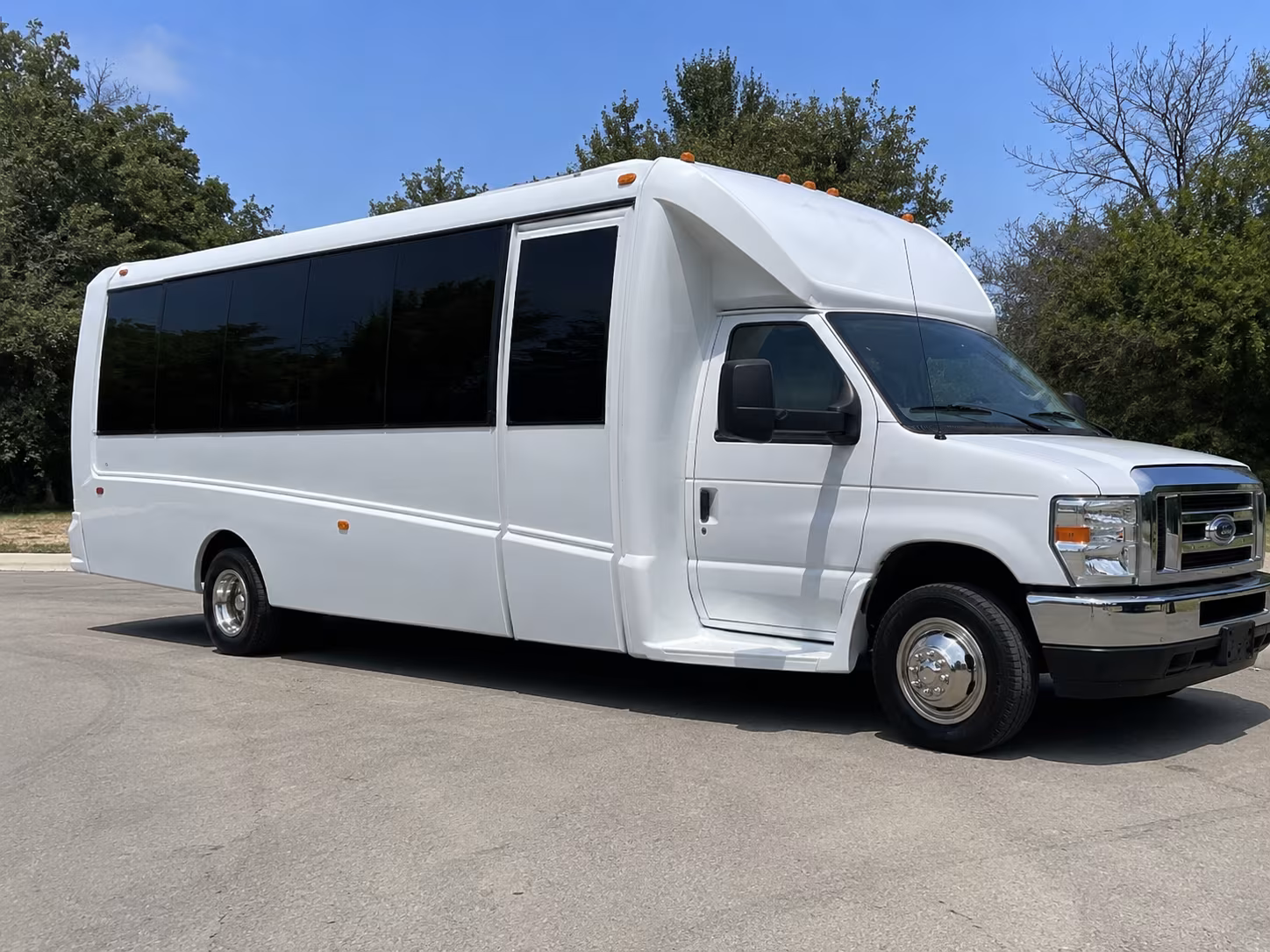 Newark Concert & Music Festival Transportation party bus exterior